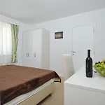 Apartman Amazing In *